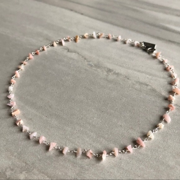 Beautiful 5 ⭐️Pink Opal beaded Choker - Picture 1 of 4